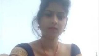 xxx desi Open blouse kudi masturbating