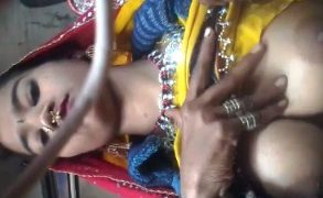 xxx desi Rajasthani doodhwali nude video